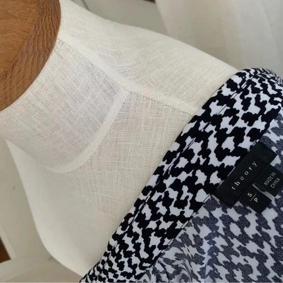 Theory Black White Houndstooth Button Down Blouse - Picture 3 of 7